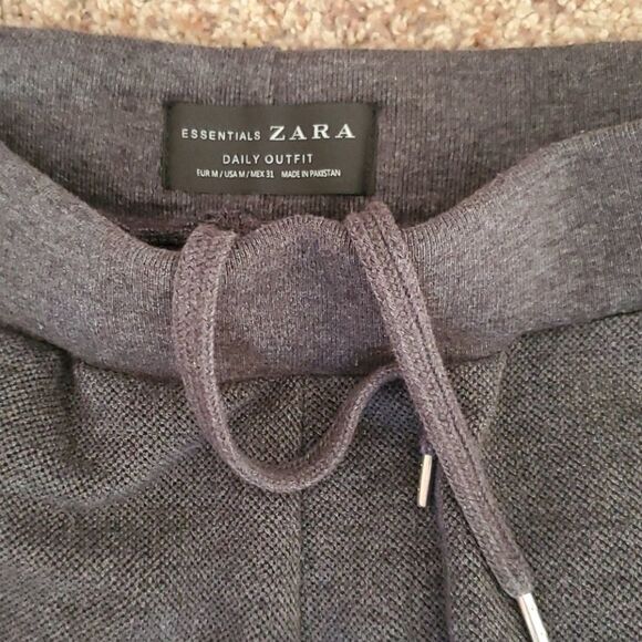 Zara essentials daily outfit gray joggers sz mediu - Picture 2 of 4